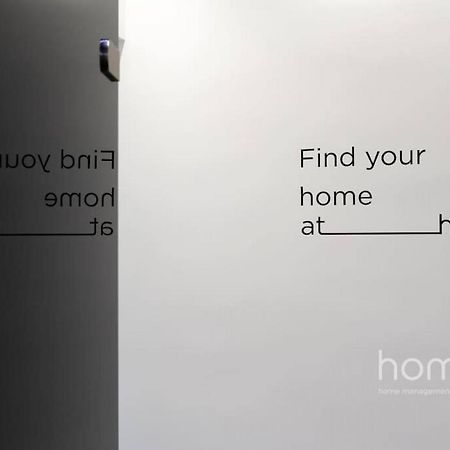 34Sqm Minimal Homm Apartment With Acropolis View Athen Eksteriør billede