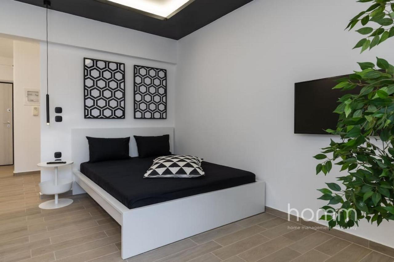 34Sqm Minimal Homm Apartment With Acropolis View Athen Eksteriør billede